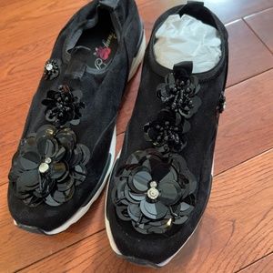 New- 8W- Penny loves Kenny 'CROOK' slip on sneakers